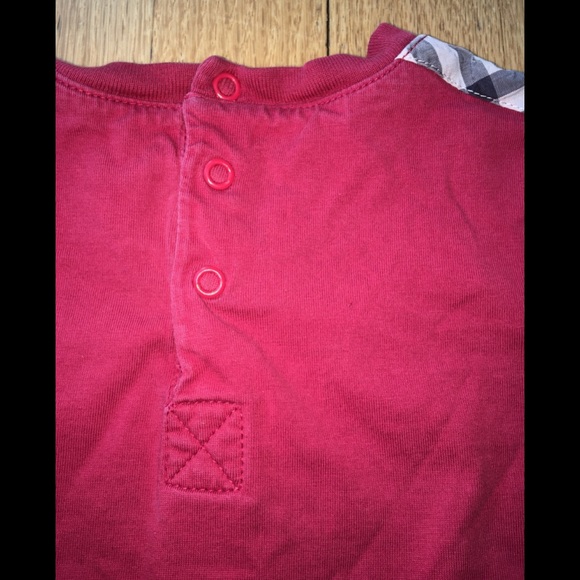 AUTH Burberry t-shirt - Picture 7 of 10